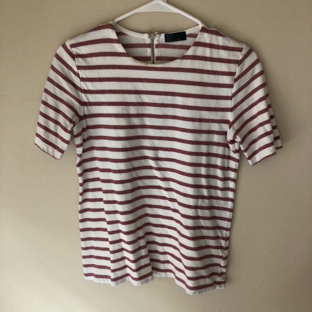 Gap striped tee with elbow sleeves